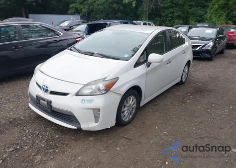 2013 Toyota Prius Plug-In from USA, damaged, VIN JTDKN3DP2D3042936